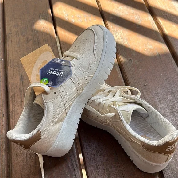 Asics Cream Sneakers - Picture 6 of 12